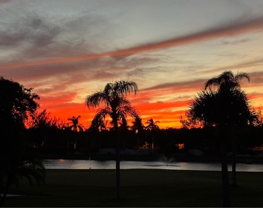 2400 S Ocean Drive - Photo Thumbnail 10