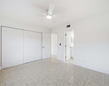 3228 Coral Ridge - Photo Thumbnail 15