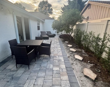 1212 Mulberry Place - Photo Thumbnail 20
