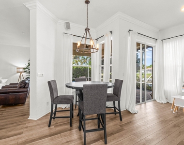 4621 Windward Cove Lane - Photo Thumbnail 4