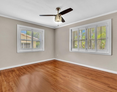 1527 Mayo Street - Photo Thumbnail 54