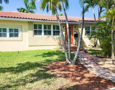 1527 Mayo Street - Photo Thumbnail 21