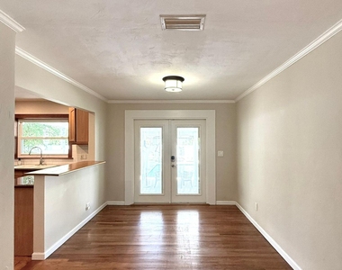 1527 Mayo Street - Photo Thumbnail 26