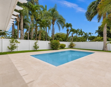 1527 Mayo Street - Photo Thumbnail 78
