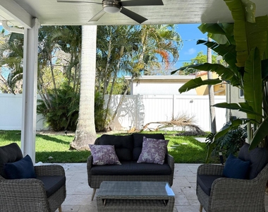 1527 Mayo Street - Photo Thumbnail 39