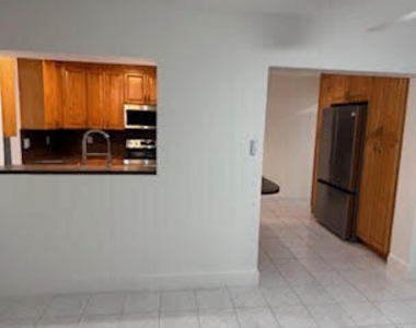 1550 Nw 70th Terrace - Photo Thumbnail 8