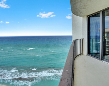 5420 N Ocean Drive - Photo Thumbnail 35
