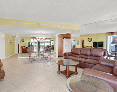 5420 N Ocean Drive - Photo Thumbnail 20
