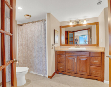 5420 N Ocean Drive - Photo Thumbnail 29
