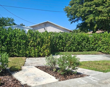 1097 Wilkinson Road - Photo Thumbnail 15