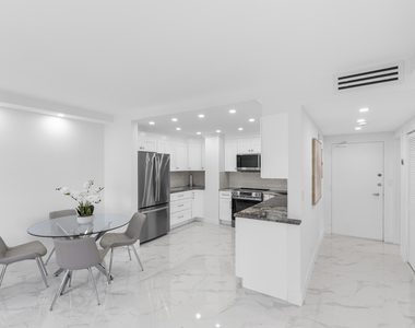 3800 Galt Ocean Drive - Photo Thumbnail 7