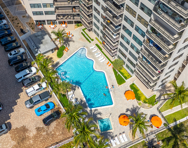 3800 Galt Ocean Drive - Photo Thumbnail 17