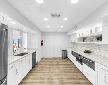3800 Galt Ocean Drive - Photo Thumbnail 22