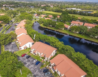 10624 Tropic Palm Avenue - Photo Thumbnail 1