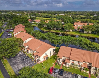 10624 Tropic Palm Avenue - Photo Thumbnail 26
