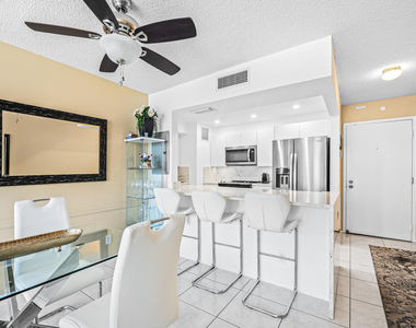 525 N Ocean Boulevard - Photo Thumbnail 8