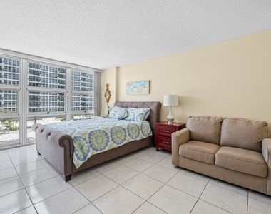 525 N Ocean Boulevard - Photo Thumbnail 1