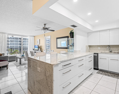 525 N Ocean Boulevard - Photo Thumbnail 9