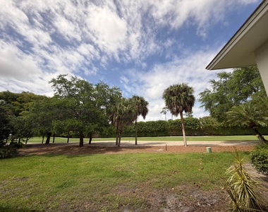 4249 N Quail Ridge Dr Drive - Photo Thumbnail 6