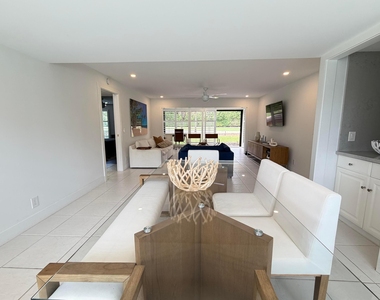 4249 N Quail Ridge Dr Drive - Photo Thumbnail 17