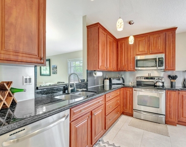 14211 W La Sedona Circle - Photo Thumbnail 14