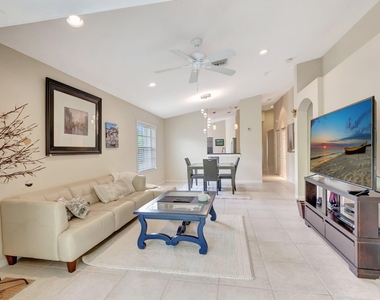14211 W La Sedona Circle - Photo Thumbnail 13