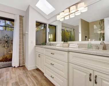 14148 Paddock Drive - Photo Thumbnail 9