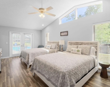 14148 Paddock Drive - Photo Thumbnail 11