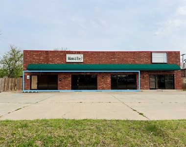 2905 Nw 70th Street - Photo Thumbnail 8
