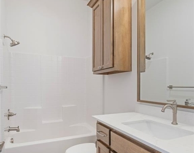 12733 Nw 2nd Terrace - Photo Thumbnail 11