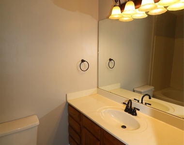 5878 Prescott Court - Photo Thumbnail 24