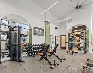 2025 Cleveland Avenue - Photo Thumbnail 20