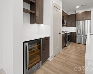 2025 Cleveland Avenue - Photo Thumbnail 35