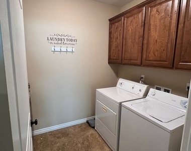 17915 Westlawn - Photo Thumbnail 6