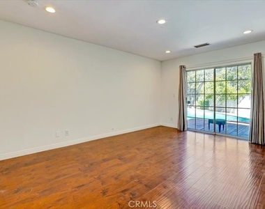 5224 Woodlake - Photo Thumbnail 16