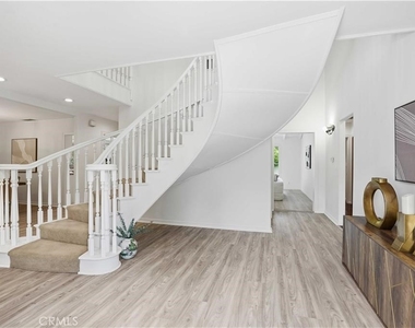 5224 Woodlake - Photo Thumbnail 36