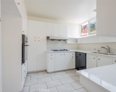432 S Sierra Madre Boulevard - Photo Thumbnail 16