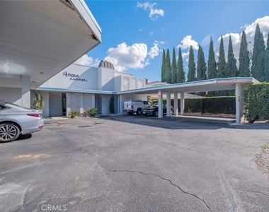 432 S Sierra Madre Boulevard - Photo Thumbnail 2