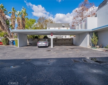 432 S Sierra Madre Boulevard - Photo Thumbnail 3