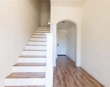710 E Valencia - Photo Thumbnail 18