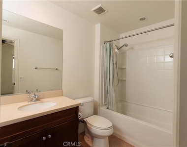 710 E Valencia - Photo Thumbnail 11