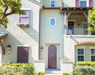 710 E Valencia - Photo Thumbnail 19