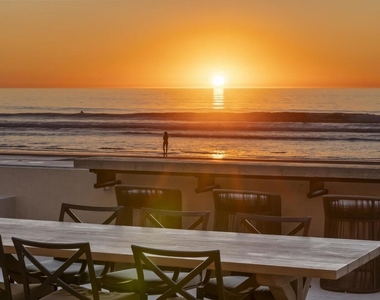2016 Ocean Front - Photo Thumbnail 6