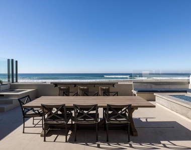 2016 Ocean Front - Photo Thumbnail 9