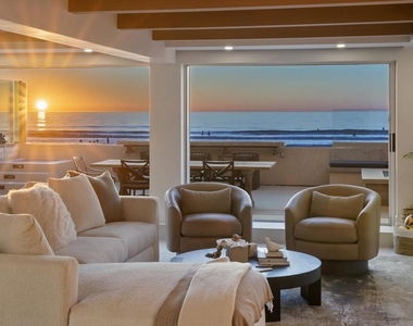 2016 Ocean Front - Photo Thumbnail 5