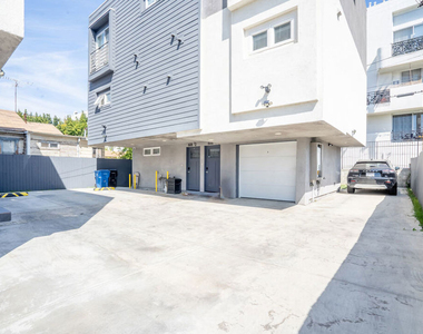 608 N Gramercy Place - Photo Thumbnail 10