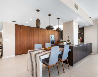 10550 Wilshire Boulevard - Photo Thumbnail 11
