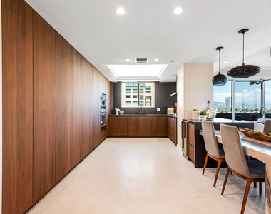 10550 Wilshire Boulevard - Photo Thumbnail 8