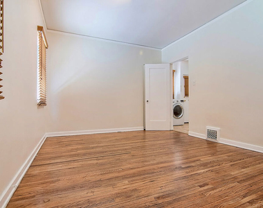 1071 S Cloverdale Avenue - Photo Thumbnail 41