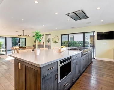 2841 Montcalm Avenue - Photo Thumbnail 16